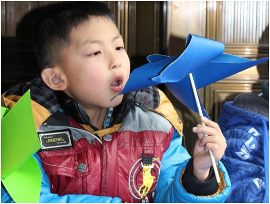 小手动起来，风车转起来