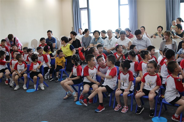 欢乐过六一，同心无极限