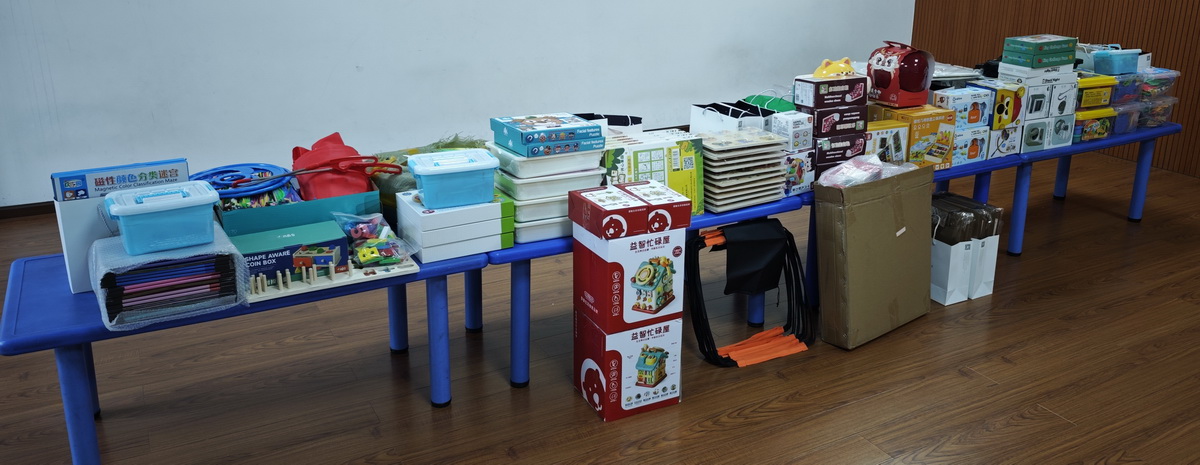 以爱执笔，筑梦童心